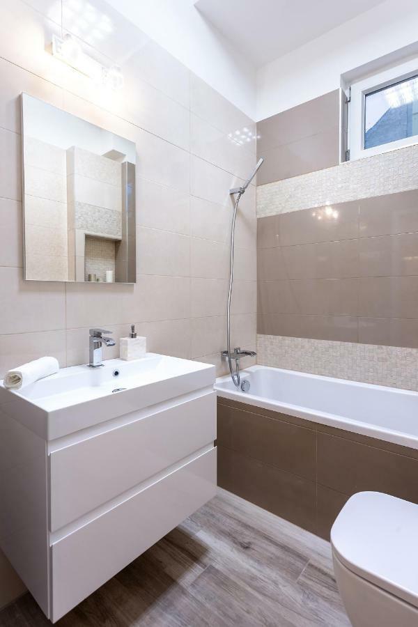Xen Premium Apartment Budapeste Exterior foto